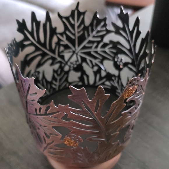 Copper Leaf Candle Holder - Picture 2 of 2